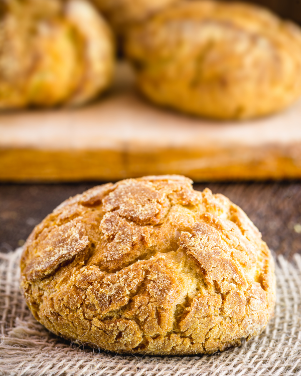 Broa de milho com enchidos